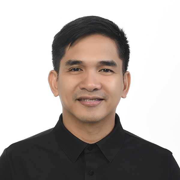 Glenn, the Chief Technology Officer (CTO) at Altselino, wearing a black collared shirt.